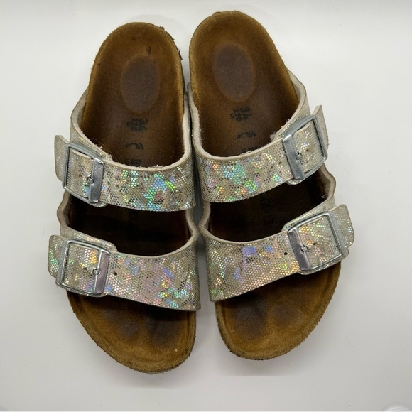 Birkenstock Silver Holographic Arizona Sandal Size 34 - Picture 2 of 6
